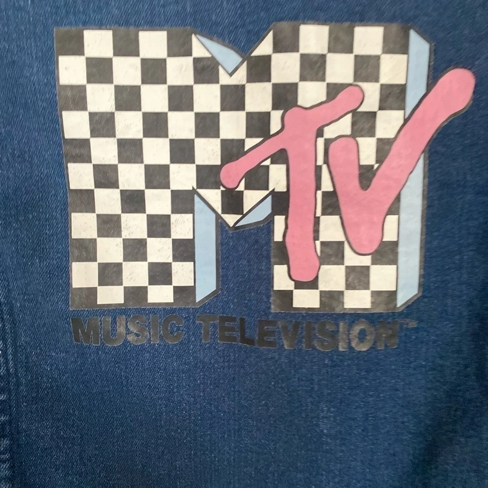 New tags girls, 10/12 MTV graphic jean jacket